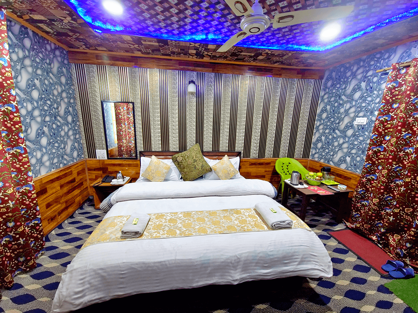 Room Photo